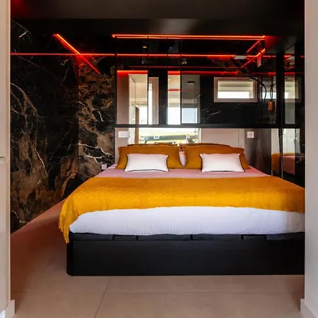 Appartement Insomnia Design Vue Port Village Naturiste *