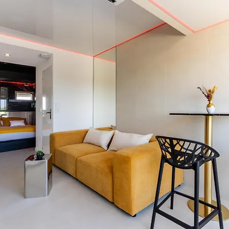 Insomnia Design Vue Port Village Naturiste Apartment Agde